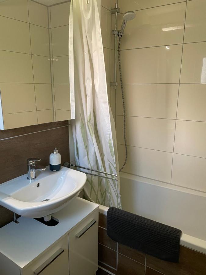 #7 Doppelzimmer Mit Gemeinschaftsbad 梅明根 外观 照片