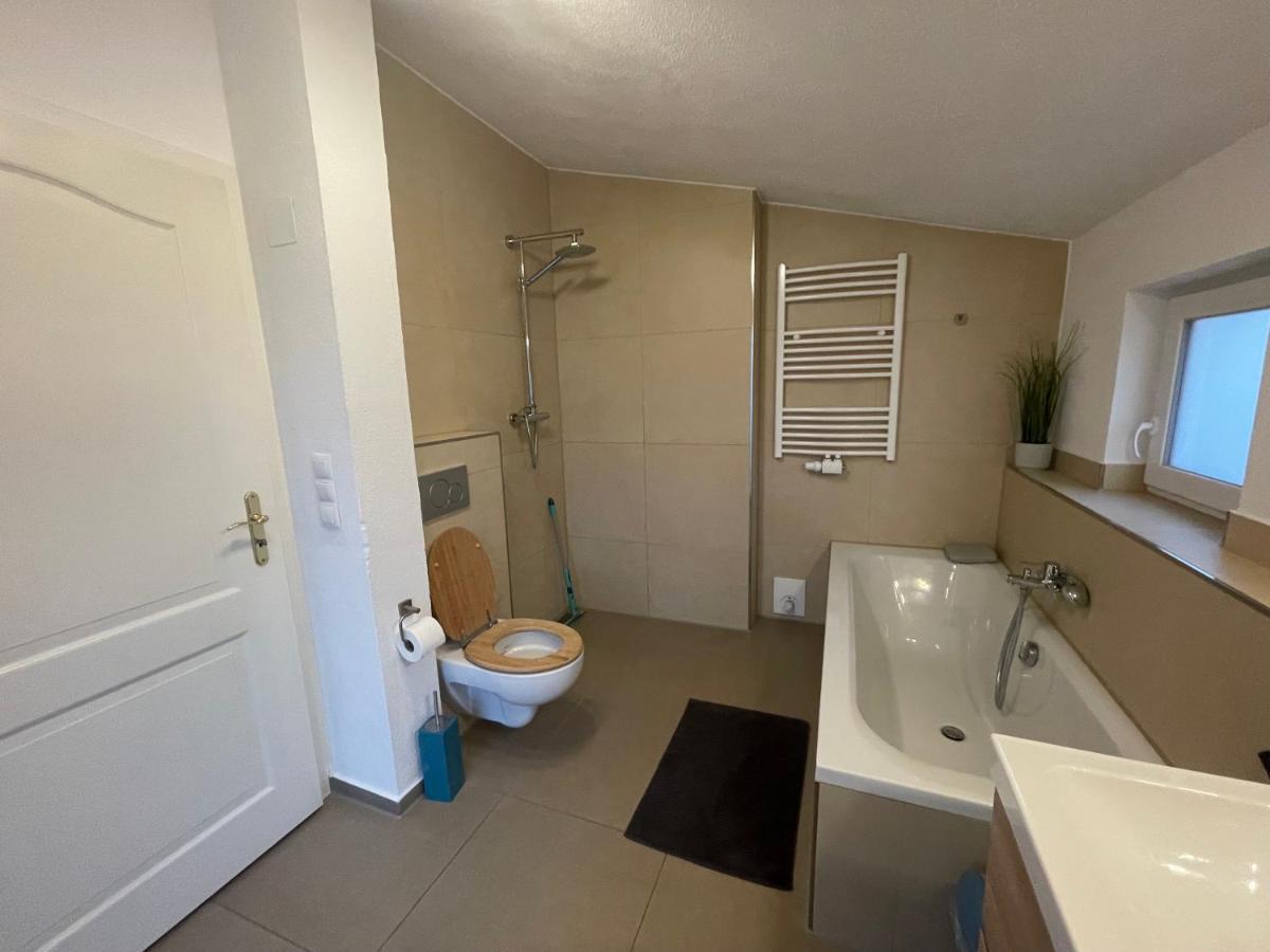 #7 Doppelzimmer Mit Gemeinschaftsbad 梅明根 外观 照片